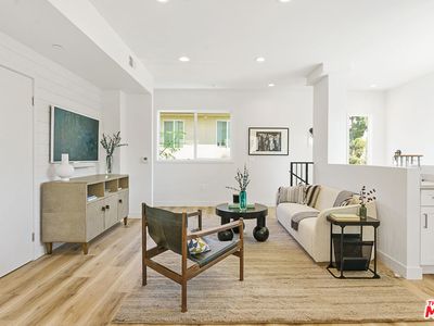 14652 W Sara Ln, Panorama City, CA, 91402