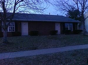1st image of 1018-1020 Hickory Hill Dr