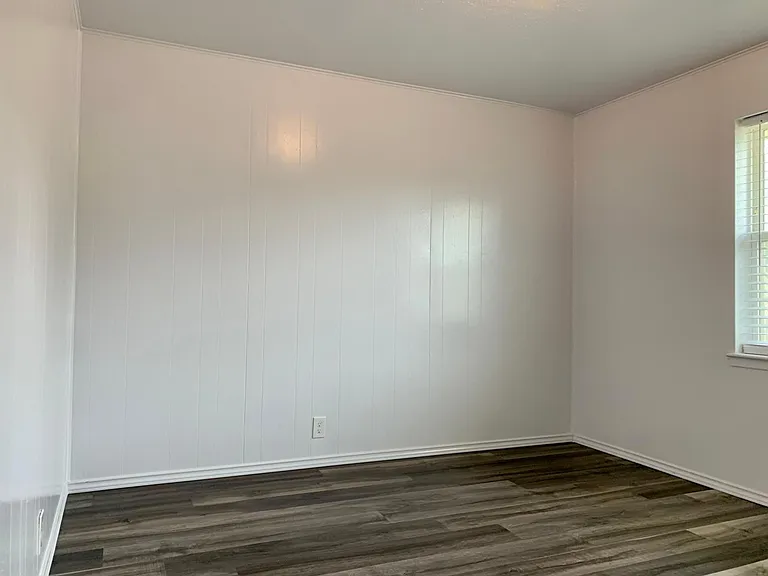 305 Thomas St #7 — Photo 12