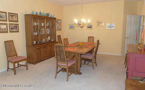 4th image of 9 Spencer Dr