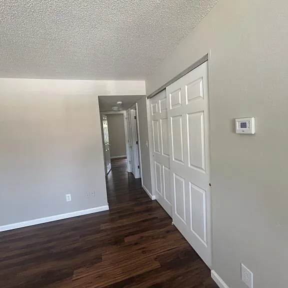 39 Devon Ct — Photo 6