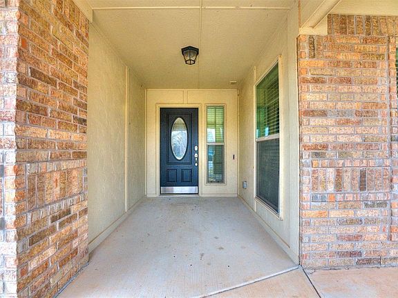 2nd image of 16409 Drywater Dr