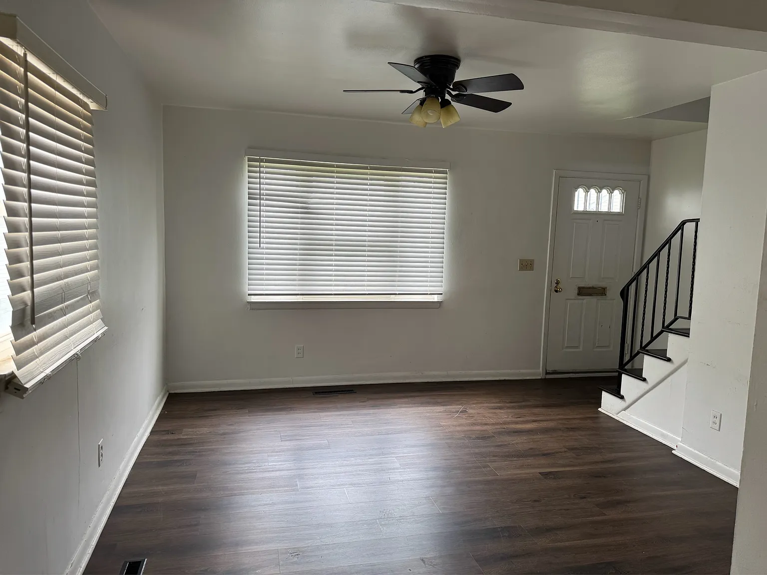 1700 Gault Street - H — Photo 3
