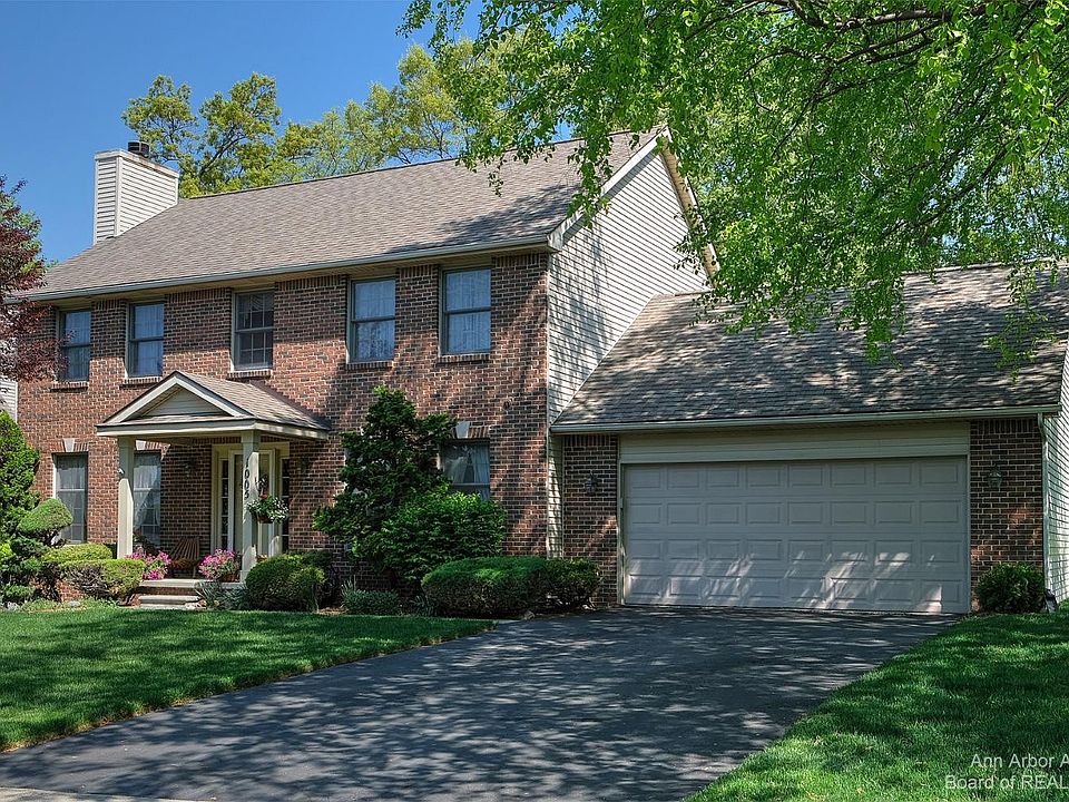 1st image of 1005 Peppergrove Dr