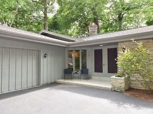 N98W5781 Oxford Dr, Cedarburg, WI 53012