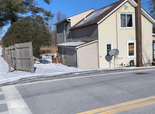 9 Lower Newtown Rd, Waterford, NY 12188