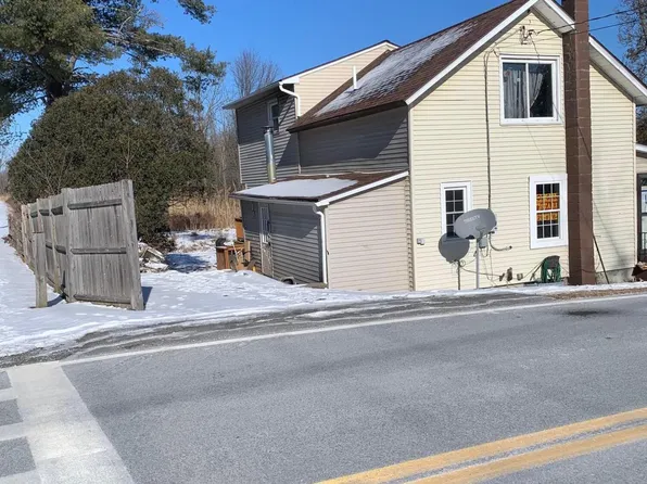 9 Lower Newtown Road, Waterford, NY 12188