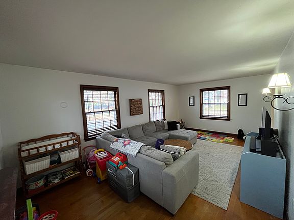 2nd image of 223 E College Ave