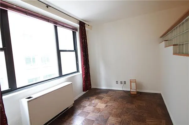 Rented by Kian Realty | media 17