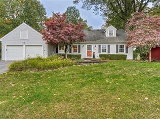 90 Beaconview Ct, Rochester, NY 14617