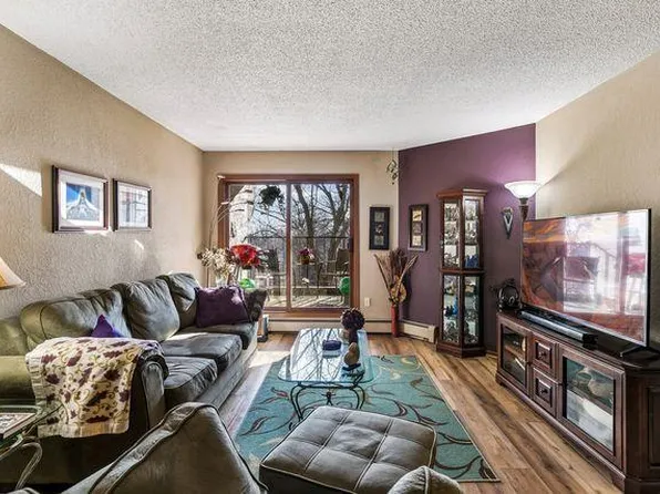 4680 Tower St SE APT 322, Prior Lake, MN 55372