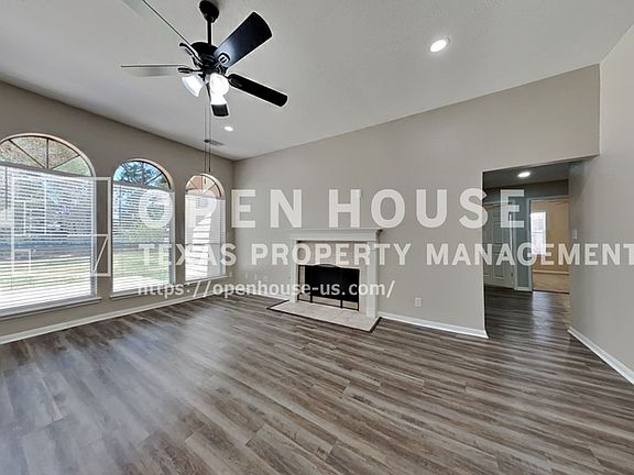 3rd image of 1407 Buchans Dr