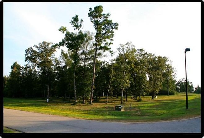 2nd image of 8950 Navigation Cir