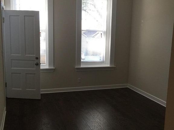 3rd image of 2202 W 21st Pl APT 2