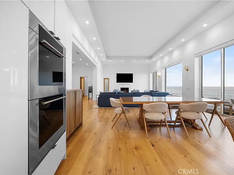 31654 Broad Beach Rd — Photo 22