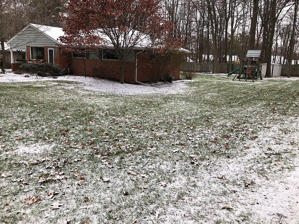 2nd image of 46291 Norton Ct