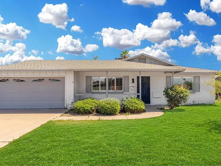 5739 W Monte Vista Rd — Photo 1