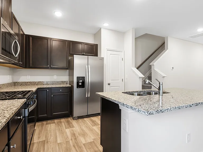 5029 Reader Way — Photo 3