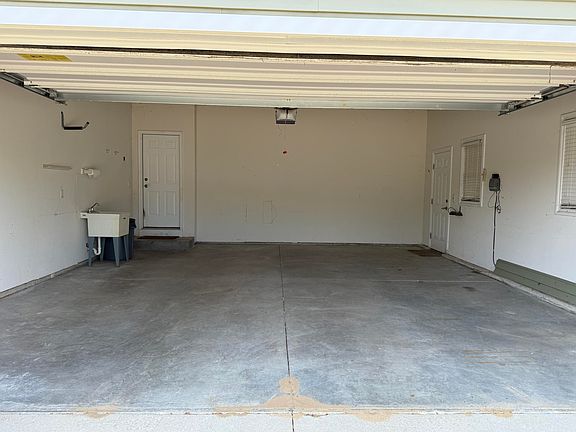 5th image of 5798 Wacker Dr