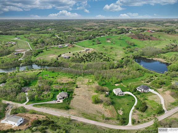 4th image of LOT 15 Crystal Lake Dr