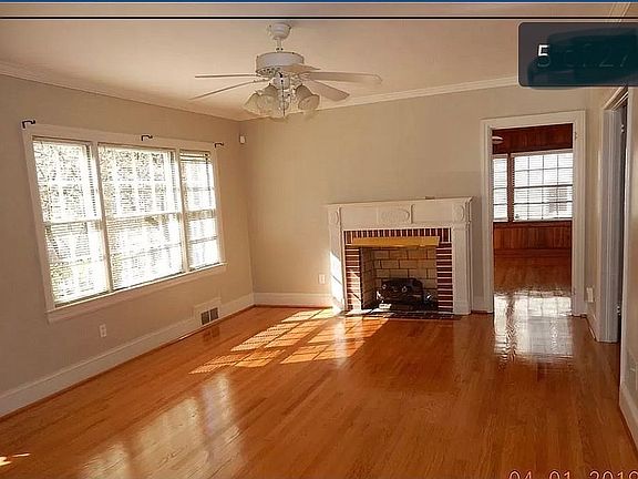 3rd image of 409 Vista Dr