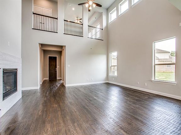 3rd image of 2701 Deansbrook Dr