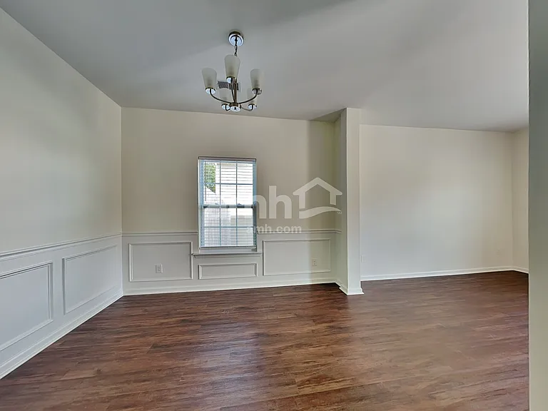 236 Addlestone Cir — Photo 5