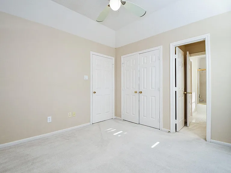 1502 Emerald Springs Ct — Photo 34