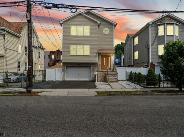 329 Fair St, Paterson City, NJ 07501