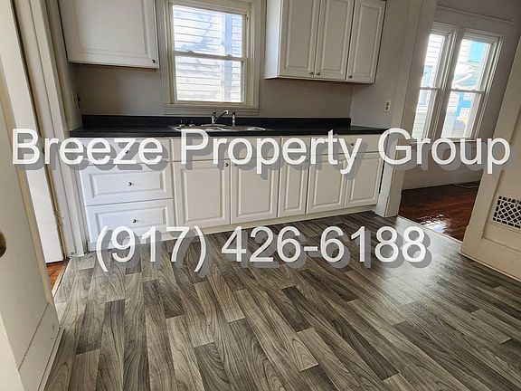5th image of 708 Bowman St