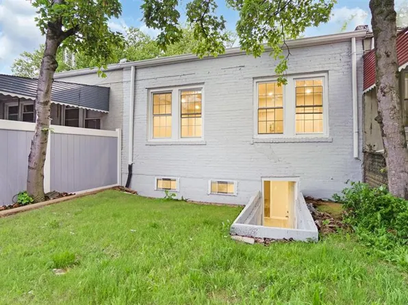 455 East 40th Street image 18 of 24