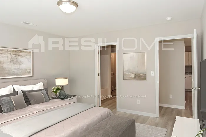 119 London Calvin Way — Photo 7