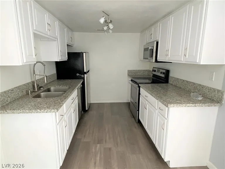 5243 Corinne Ct #68 — Photo 9