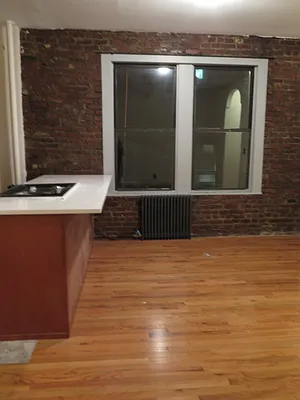 Rented by Bohemia Realty Group | media 14