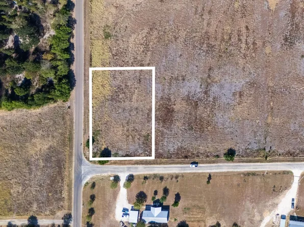 1 Howard Dr, Moody, TX 76557