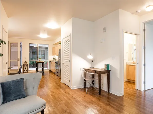 340 29th Ave Unit 203, Oakland, CA 94619