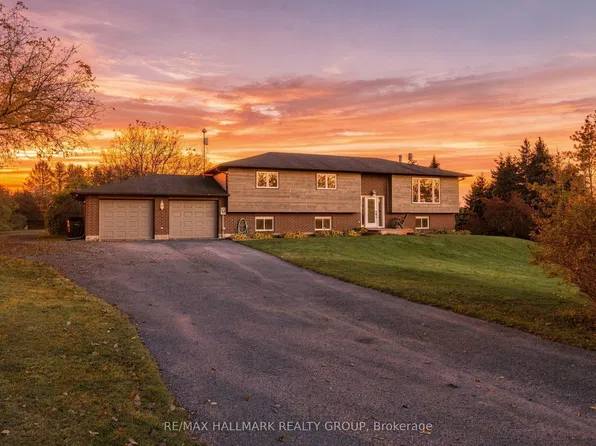 4100 Old Almonte Rd, Ottawa, ON K0A 1A0