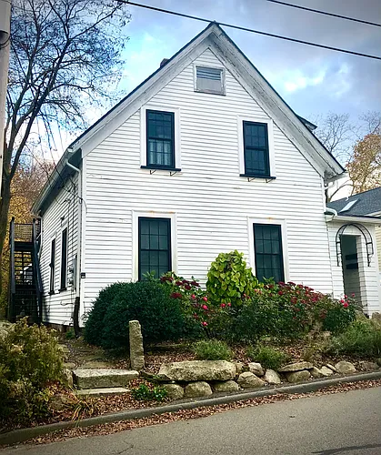 13 Parker St #B Photo 1 13 Parker St #B Photo 1