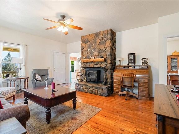 2nd image of 7207 Machado Ln