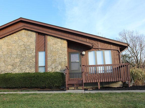 2nd image of 4735 Caprice Dr #17