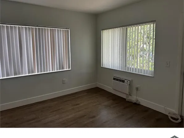 5549 NE Miami Ct APT 1, Miami, FL 33137