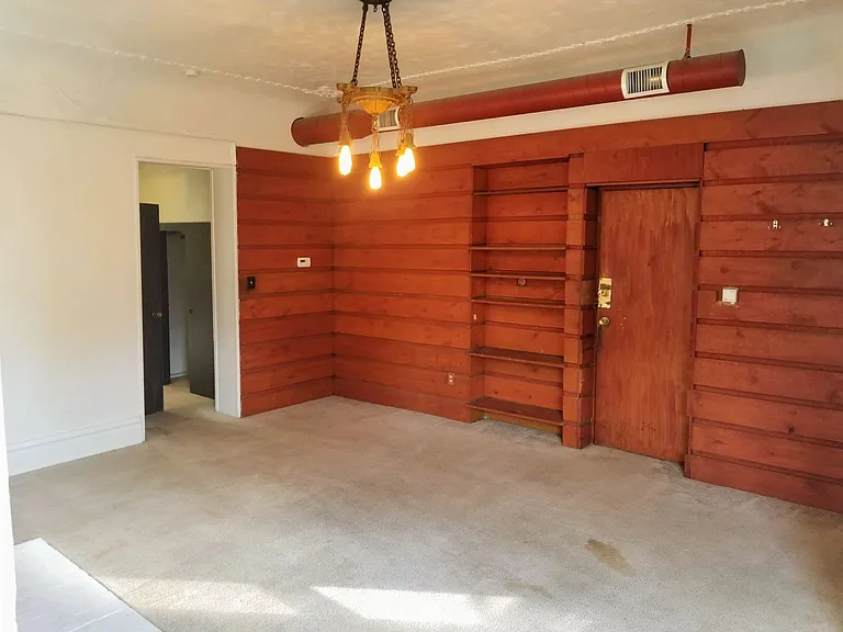 366 S Negley Ave — Photo 27