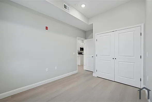105 N 63rd St #5 — Photo 8
