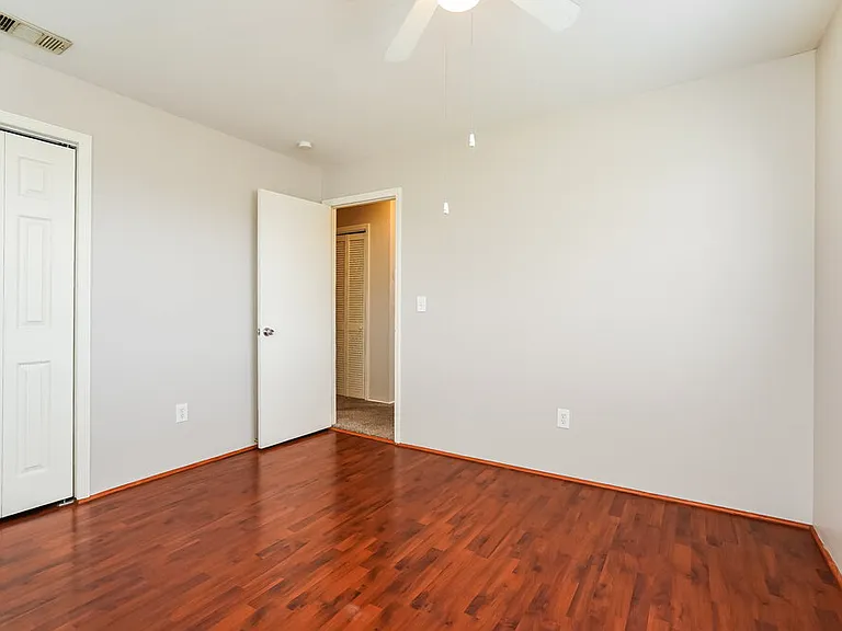 5407 3rd St W — Photo 11