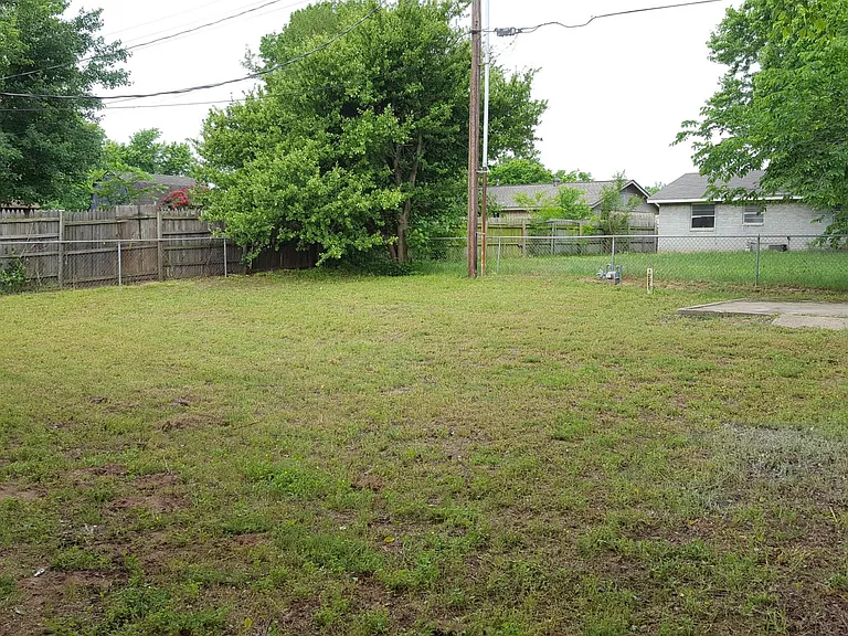 1508 Southern Heights Ave — Photo 6