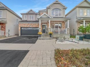 3454 River Run Ave, Ottawa, ON K2J 0R8