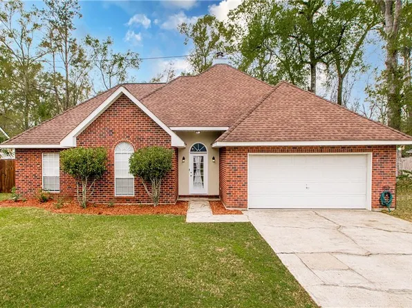 1715 Mill Garden Dr, Ponchatoula, LA 70454