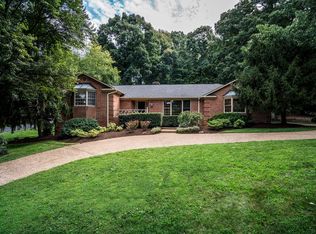 608 Westborough Rd, Knoxville, TN 37909