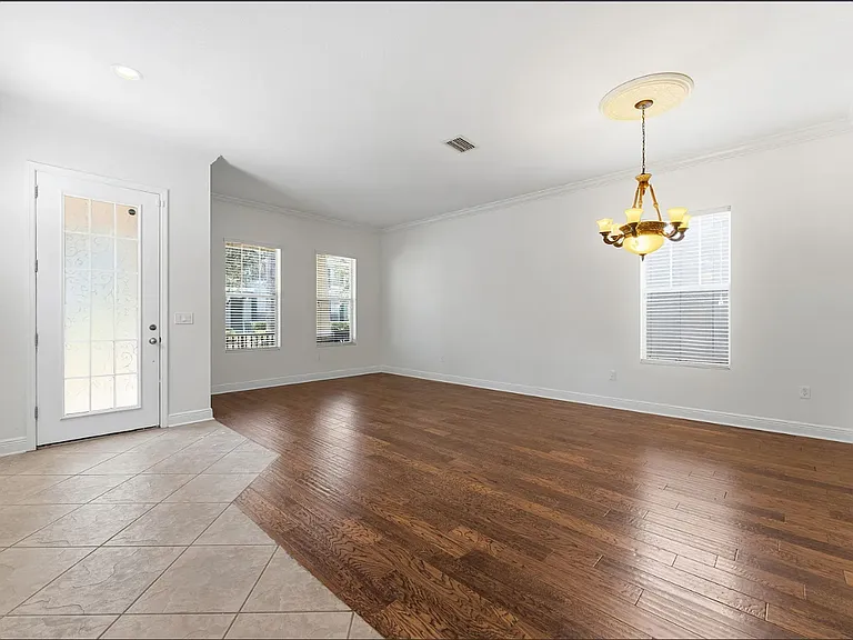 7314 S Saint Patrick St — Photo 4