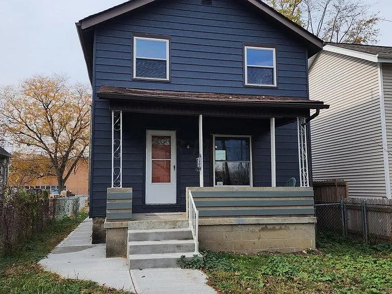 133 Schultz Ave — Photo 1